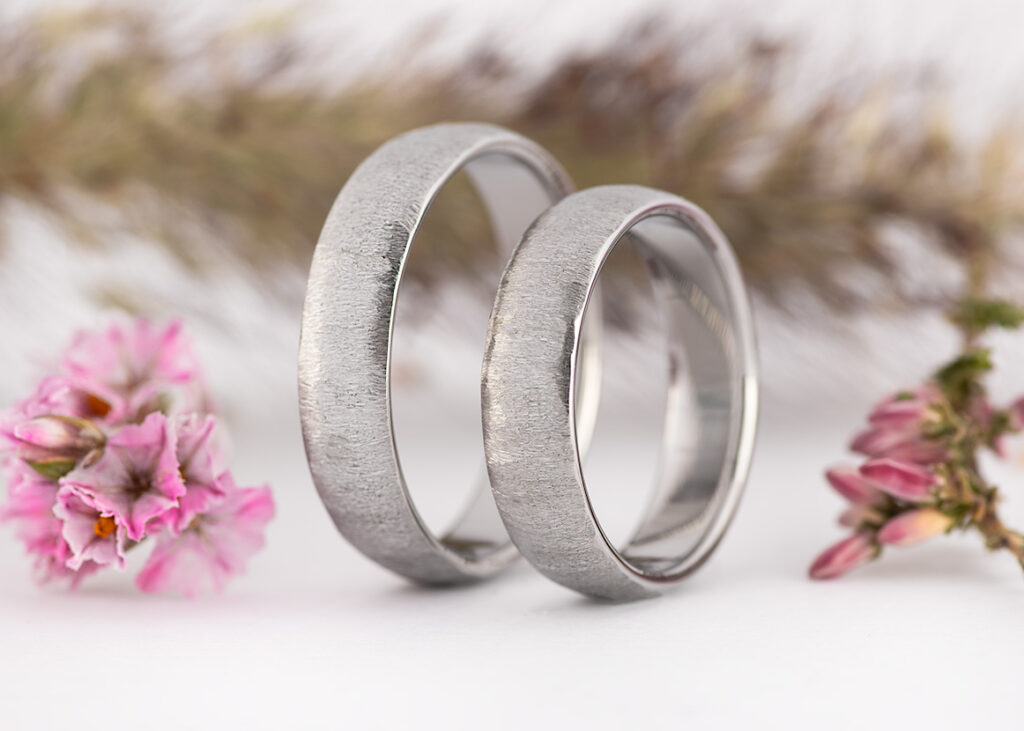 aviation-titanium-weddings-ring